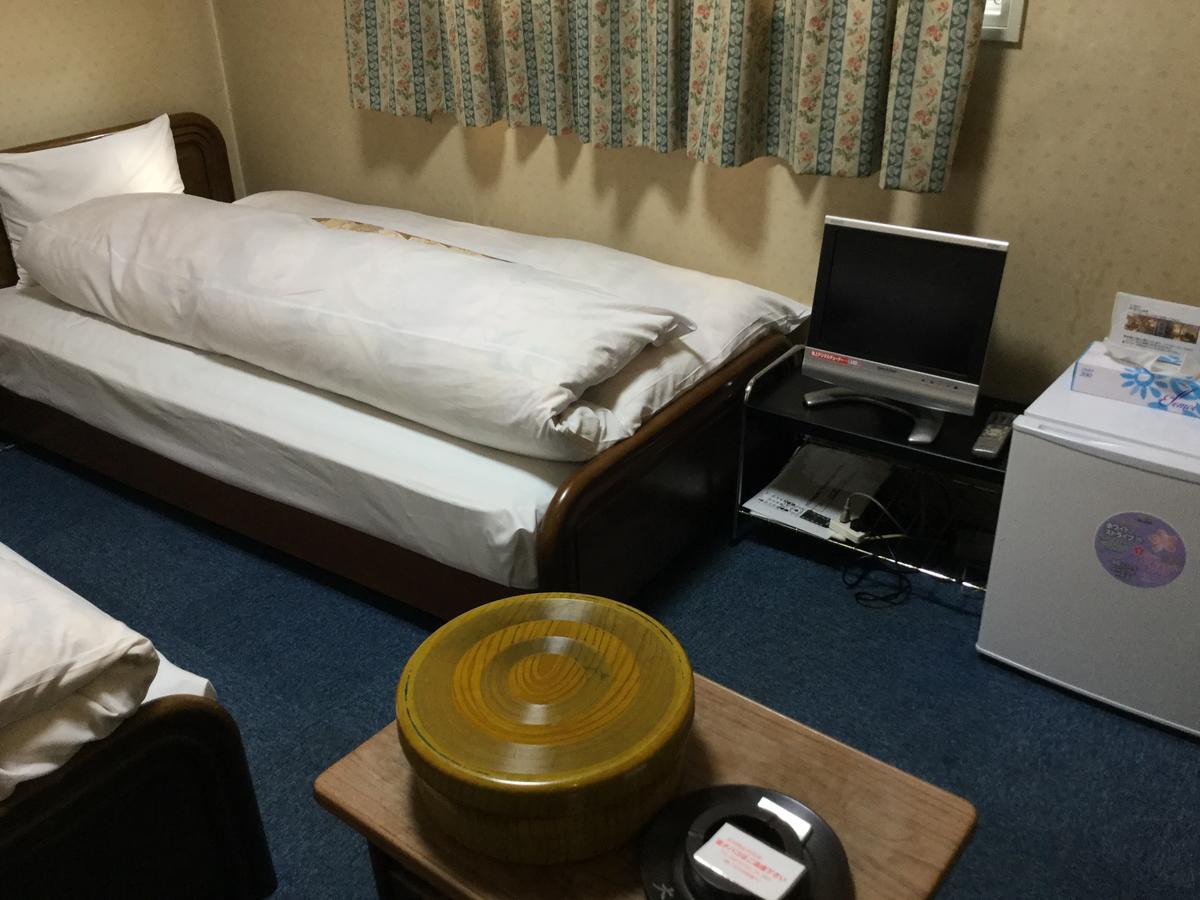 大丸酒店 丰冈市 外观 照片